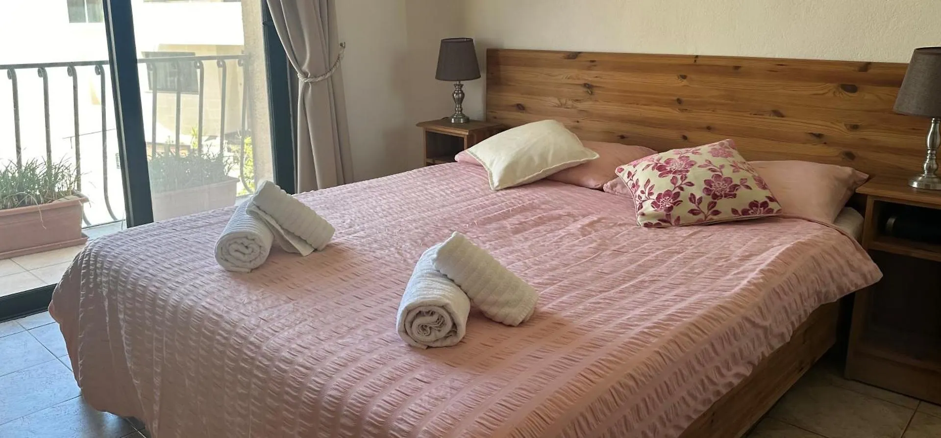 Green Grove Guest House St. Julian's
